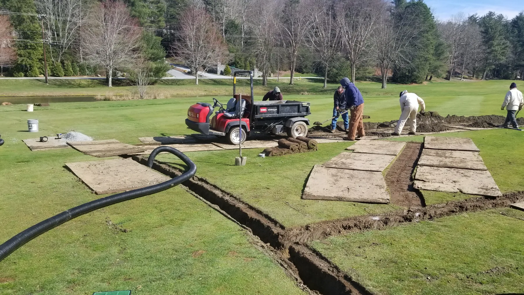 Managed drainage work zone on a golf course