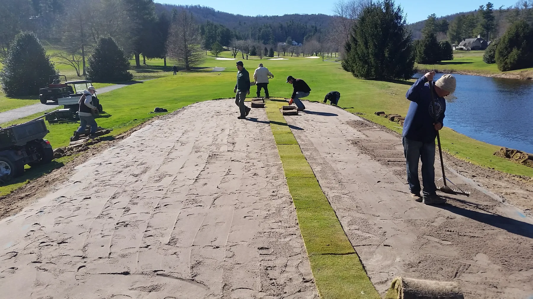 Hand grading root zone
